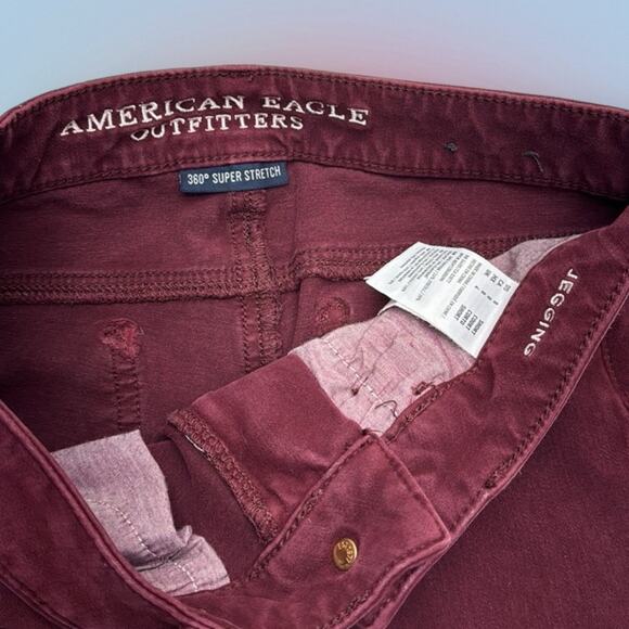 AMERICAN EAGLE Women’s 0 Short Burgundy Super Stretch Jeggings - Picture 4 of 4